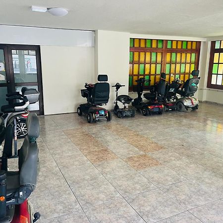 Superbe Appartement A Las Americas Torres Del Sol Arona  Esterno foto